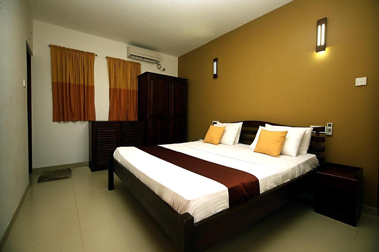 Breezy Villa Negombo Esterno foto
